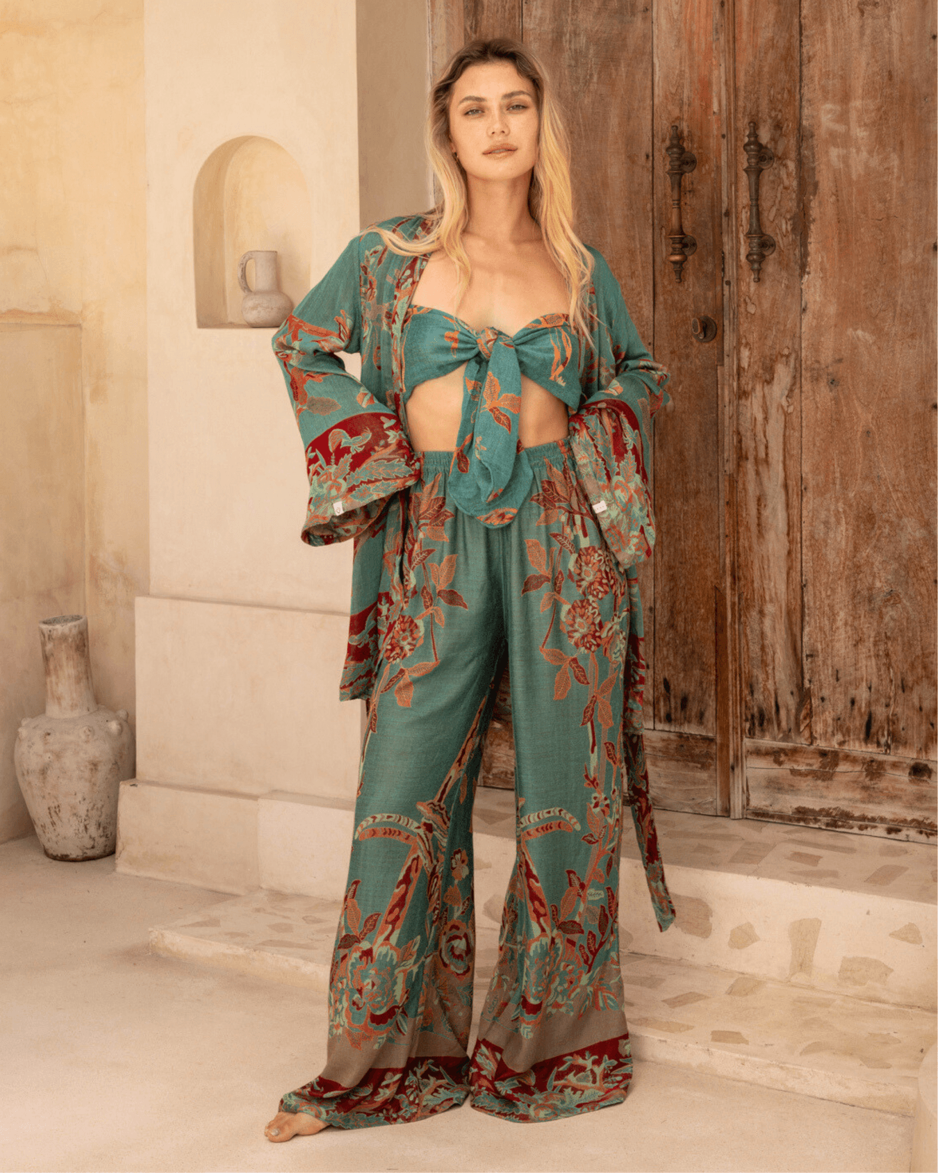 525_ed60b3fdd6_oceancoral-shortkimono1-1350x0