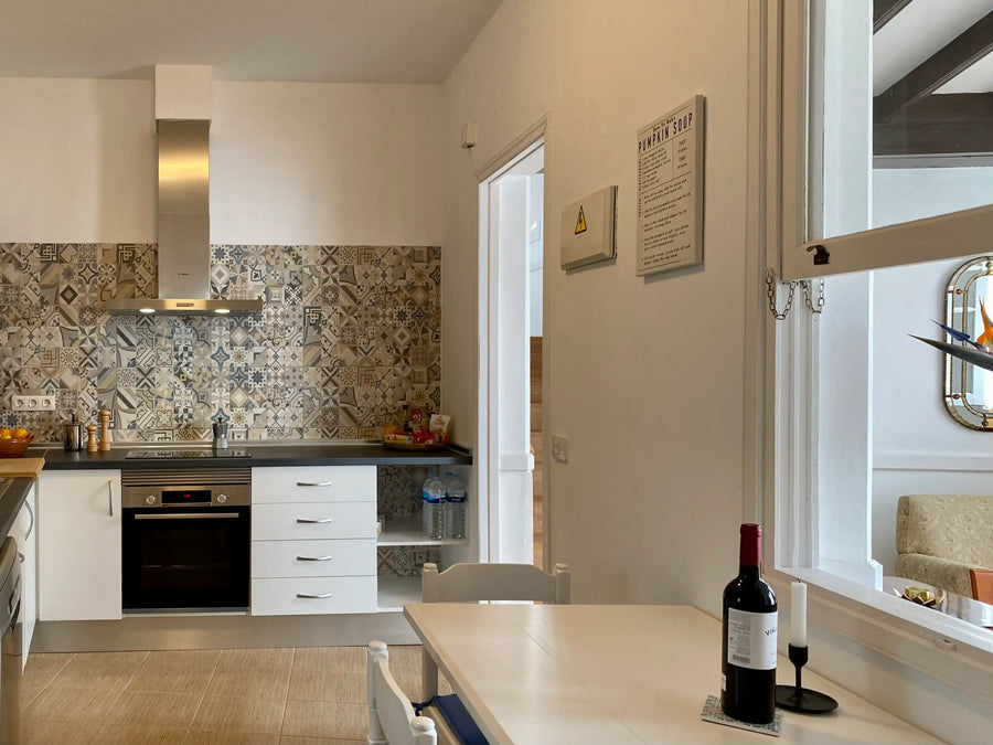 Tenerife - Private deluxe room with queen bed size