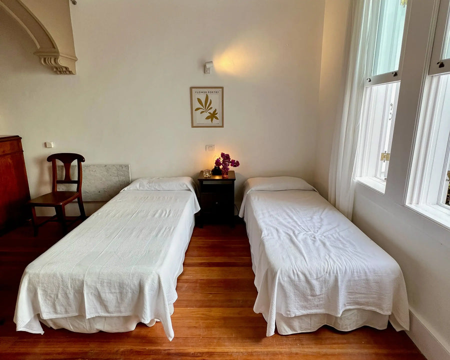 Tenerife - Single bed in shared room with 2 beds