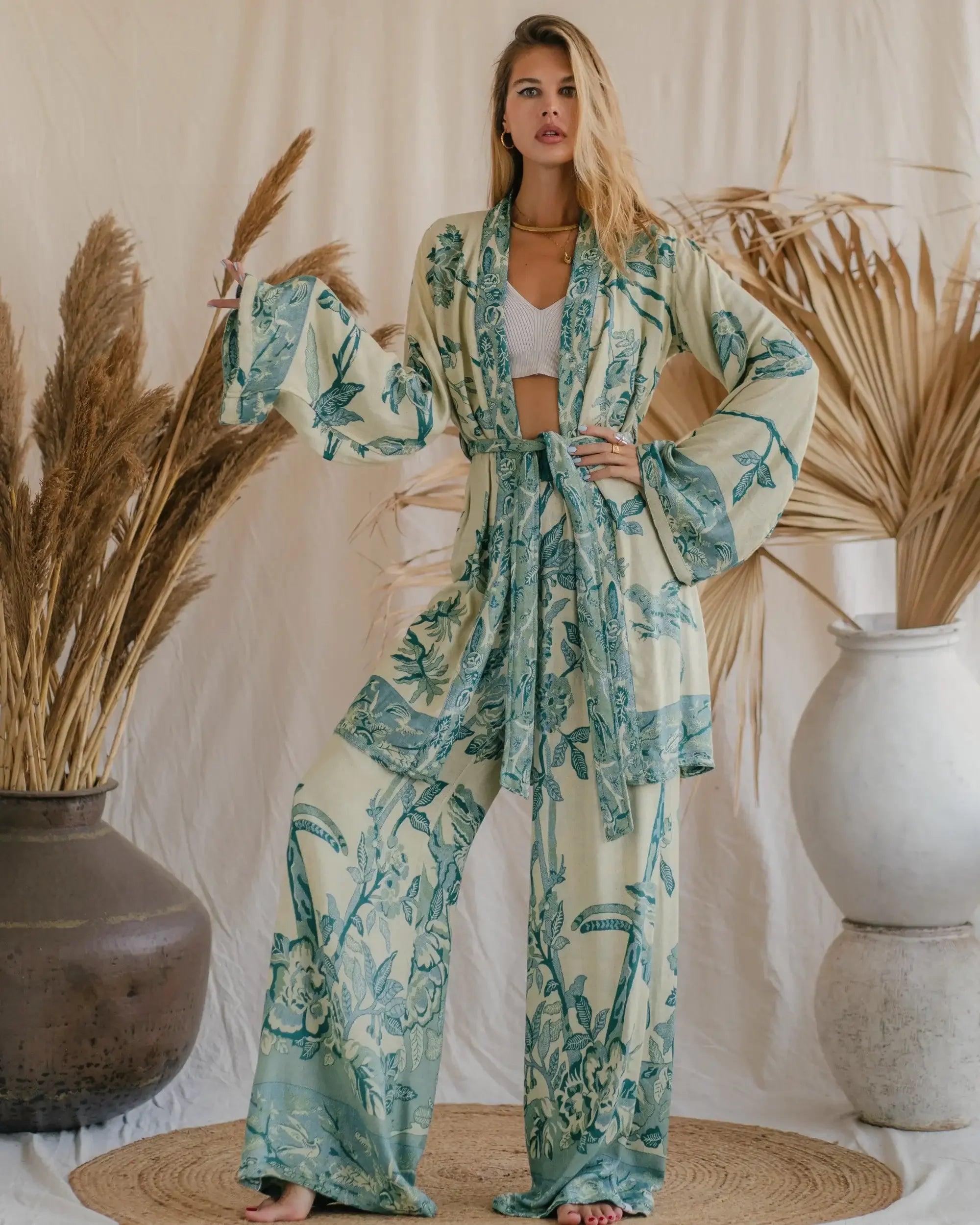 Aphrodite-ShortKimono5.png?v=