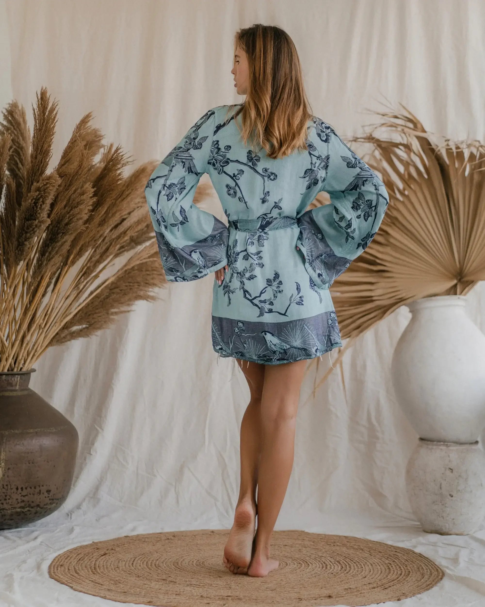 Modal Short Kimono Elsa Modal Short Kimono Elsa