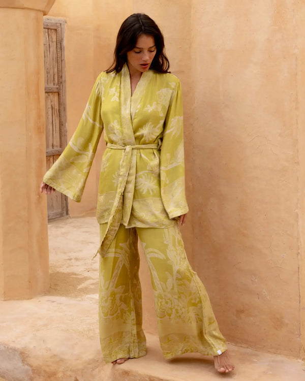 Fata Morgana - Modal Short Kimono