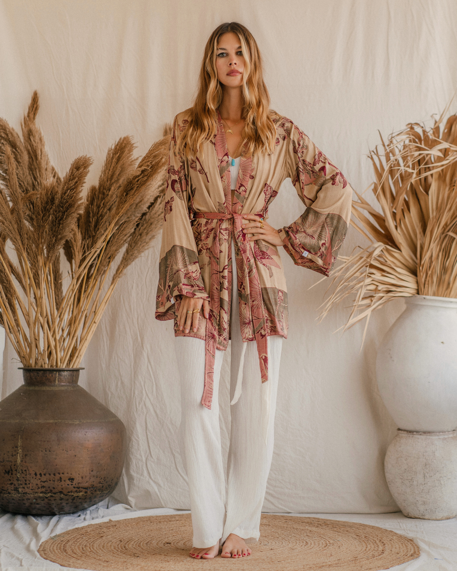 Wineberry Dream - Short Kimono (shipping end of March)