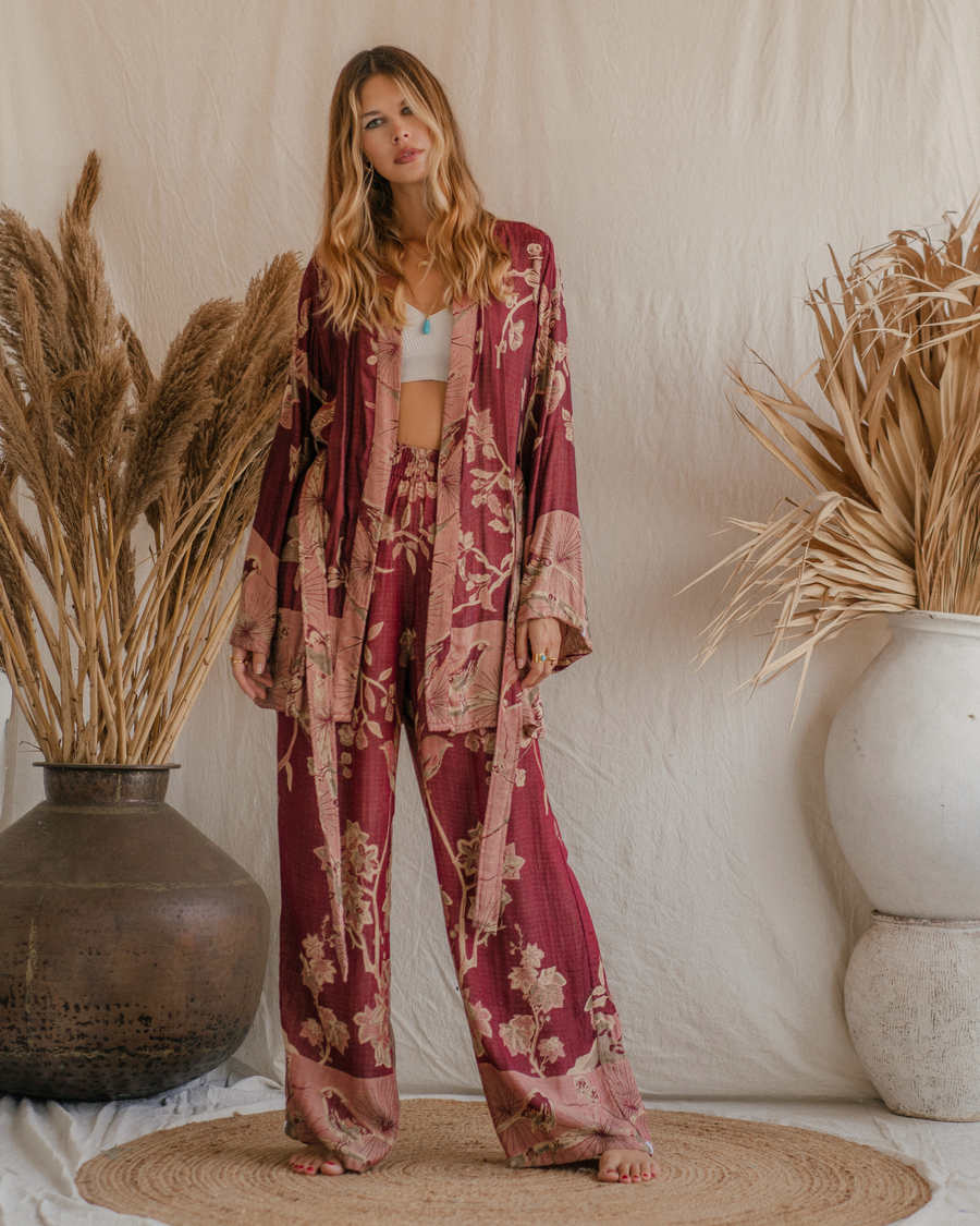 Wineberry Dream - Short Kimono (shipping end of March)